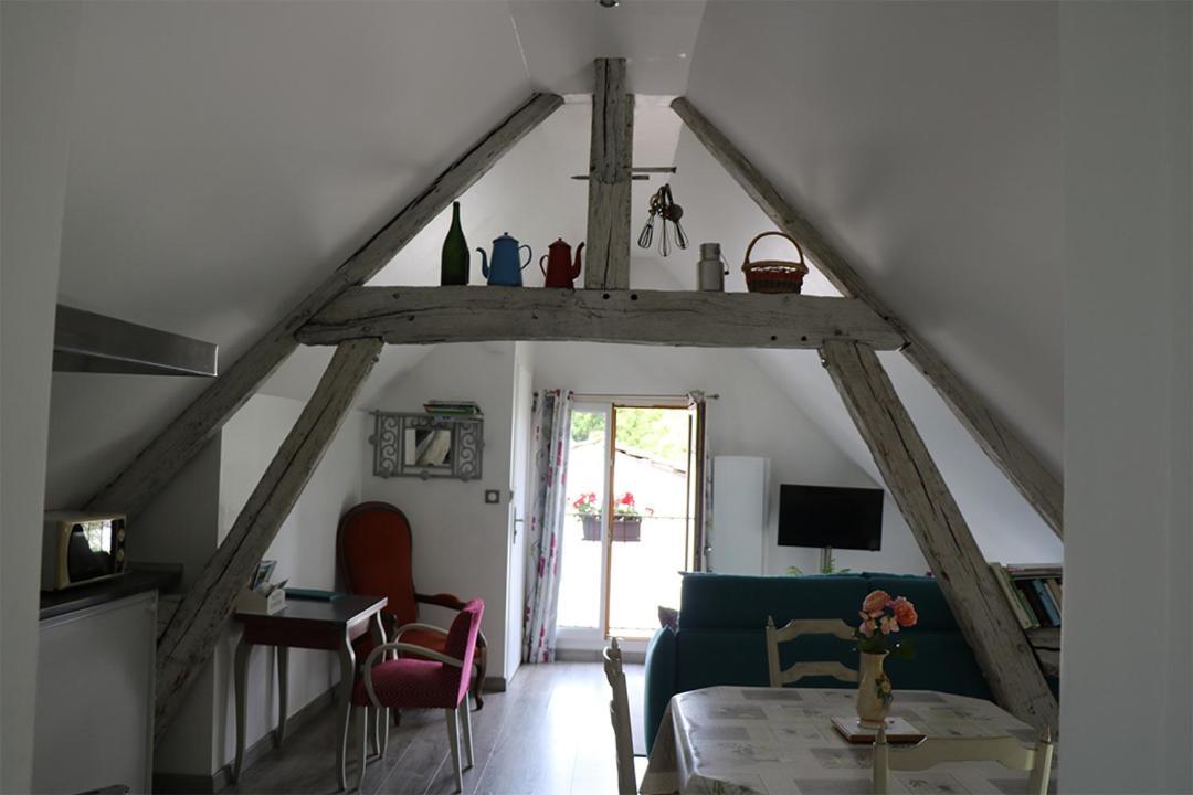 Appartement Le Cosy De Roseline à Sézanne Extérieur photo
